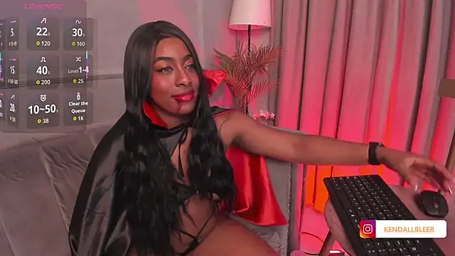 Snapshot of Kendallbleer chatting on October 16, 1:23 pm Kendallbleer online show from October 16, 1:23 pm