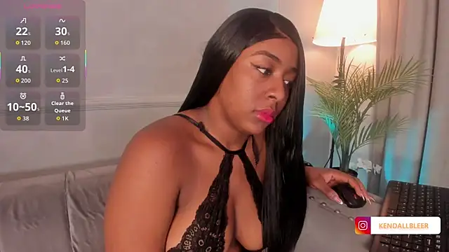 Snapshot of Kendallbleer chatting on October 20, 11:54 am Kendallbleer online show from October 20, 11:54 am