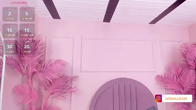 Snapshot of Kendallbleer chatting on November 13, 3:38 am Kendallbleer online show from November 13, 3:38 am