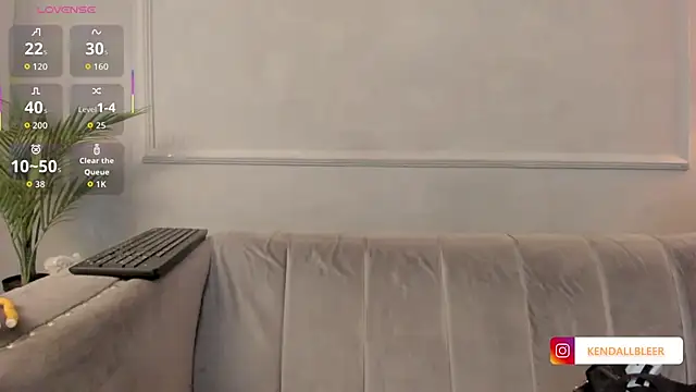 Snapshot of Kendallbleer chatting on November 20, 11:43 am Kendallbleer online show from November 20, 11:43 am