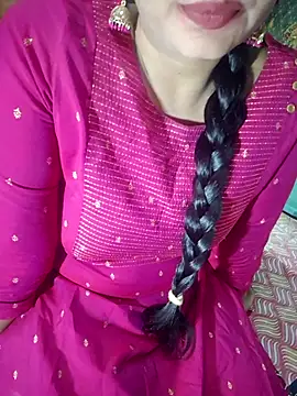 Snapshot of Shalini_telugu09 chatting on April 30, 10:10 am Shalini telugu09 online show from April 30, 10:10 am