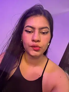 Snapshot of Saanvi21 chatting on March 15, 2:23 pm Saanvi21 online show from March 15, 2:23 pm