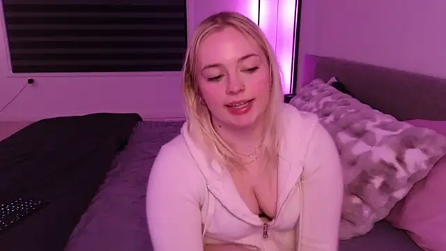 margot robbie7 online show from March 13, 12:39 am