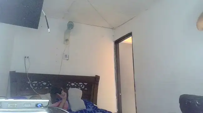 Snapshot of ClinkingTwirp chatting on March 15, 10:00 pm ClinkingTwirp online show from March 15, 10:00 pm