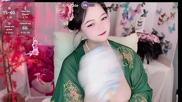 Snapshot of YOKO-09 chatting on October 7, 11:07 am YOKO-09 online show from October 7, 11:07 am