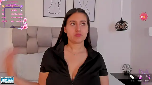 Hanna Evans   online show from November 2, 12:18 pm