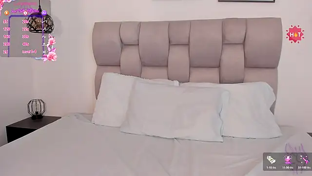 Hanna Evans   online show from November 20, 12:27 pm