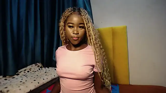 Snapshot of blackrose001 chatting on October 3, 11:35 pm blackrose001 online show from October 3, 11:35 pm