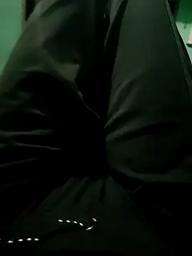 royall queen online show from March 22, 5:41 pm