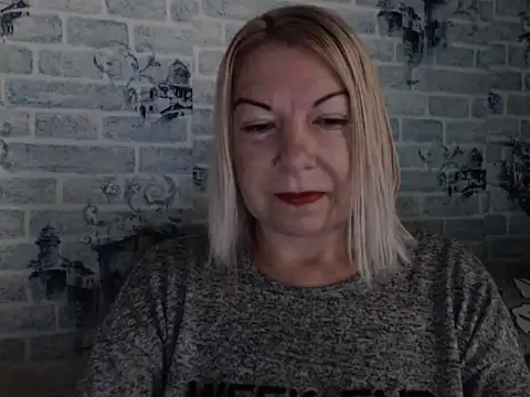 Snapshot of Lillia_Ray chatting on October 2, 6:31 am Lillia Ray online show from October 2, 6:31 am