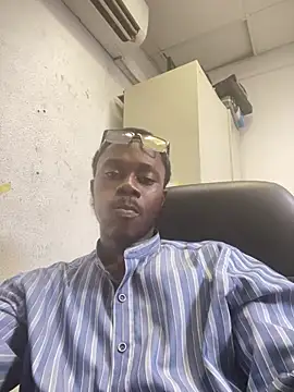 Snapshot of stallion_dick chatting on March 13, 3:50 pm stallion dick online show from March 13, 3:50 pm