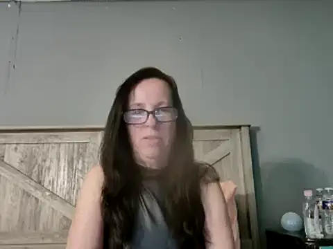 peachgoddess online show from March 21, 8:18 pm