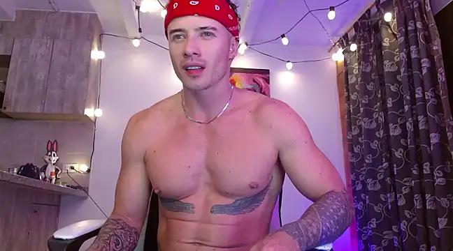 Snapshot of Ryannblue07 chatting on March 20, 2:29 am Ryannblue07 online show from March 20, 2:29 am