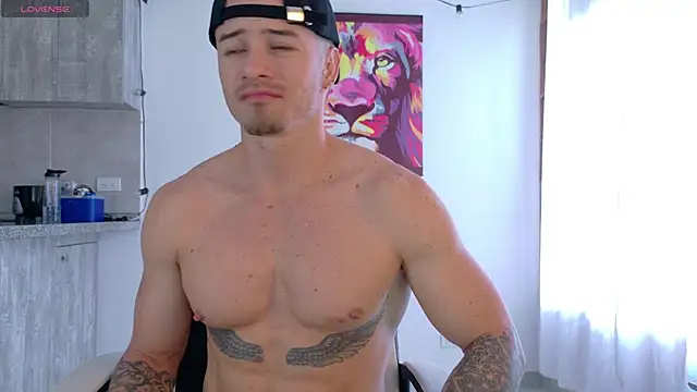 Snapshot of Ryannblue07 chatting on November 1, 4:53 pm Ryannblue07 online show from November 1, 4:53 pm