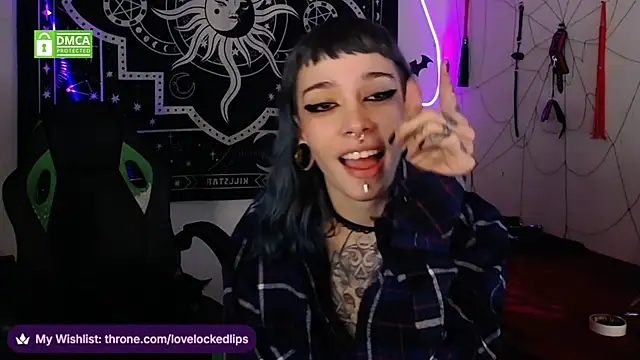 lovelockedlips online show from November 28, 1:52 am