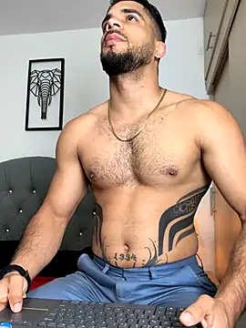 Maximiliano ford online show from October 22, 10:48 am