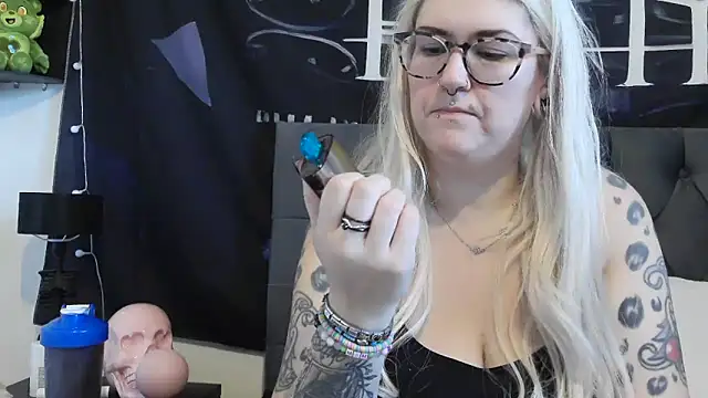 Sizzling Indie36 online show from November 2, 3:47 pm