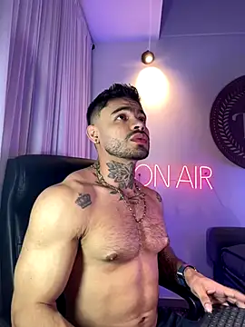 thiagoferrari2 online show from October 10, 4:22 am