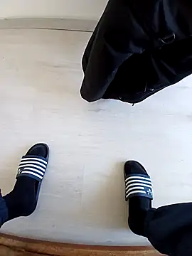 Snapshot of Viktoriya001 chatting on March 19, 4:34 pm Viktoriya001 online show from March 19, 4:34 pm