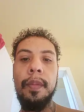 Snapshot of Fernandobs_ chatting on March 15, 7:05 pm Fernandobs online show from March 15, 7:05 pm