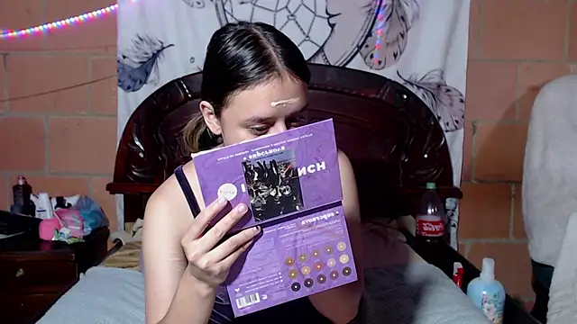 Sukychan  online show from March 18, 8:59 pm