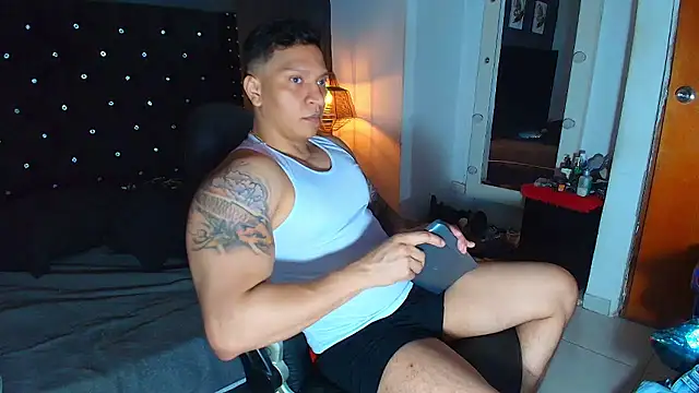 ethan dalton  online show from January 9, 3:09 am