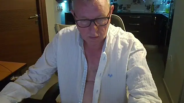 JamesBauer online show from March 1, 4:58 am