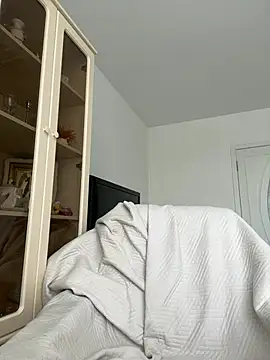 ANA STA S  online show from April 22, 9:01 am