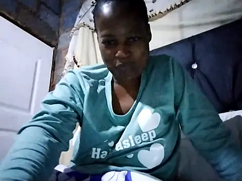 sexylira online show from April 15, 8:53 pm