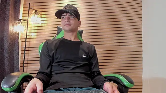 317894 online show from April 16, 6:03 am