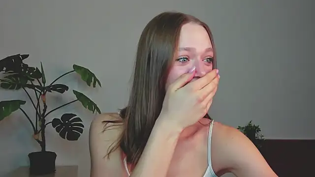 Sweet Piece online show from April 11, 8:13 pm