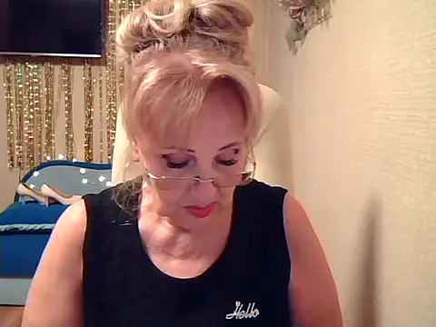 Margo Sweety online show from November 28, 6:21 pm