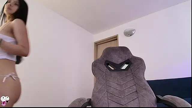 Snapshot of Im-kaia chatting on November 10, 7:57 pm Im-kaia online show from November 10, 7:57 pm