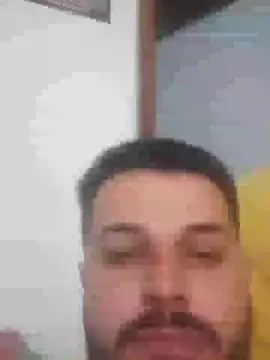 Snapshot of JDIAS94 chatting on February 10, 5:33 am JDIAS94 online show from February 10, 5:33 am