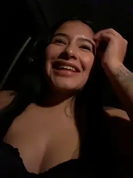 Snapshot of andrea_gomes_ chatting on October 12, 6:12 am andrea gomes online show from October 12, 6:12 am