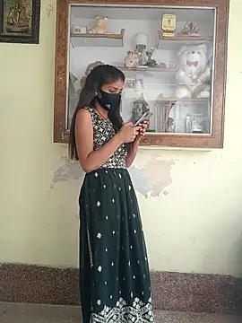 Snapshot of SOBHA_JI chatting on March 18, 7:30 am SOBHA JI online show from March 18, 7:30 am