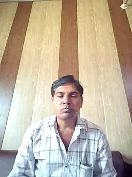 Snapshot of johnny8731 chatting on April 26, 6:00 am johnny8731 online show from April 26, 6:00 am