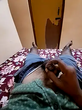 Snapshot of hot_integer chatting on October 25, 1:02 am hot integer online show from October 25, 1:02 am