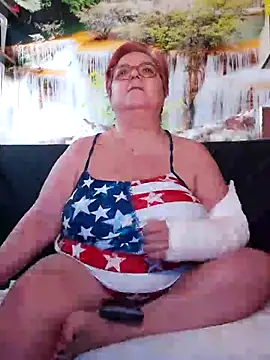 QueenPammy1 online show from March 14, 12:51 pm