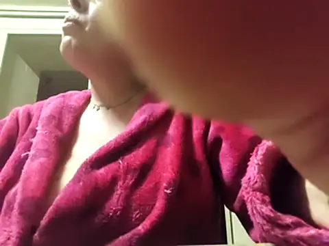 mimi19820 online show from April 15, 7:21 pm