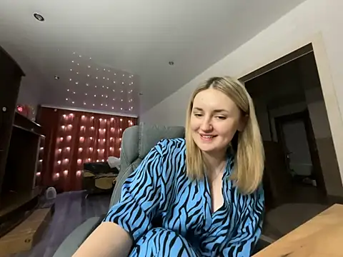 Snapshot of JudeValenti chatting on March 20, 8:08 pm JudeValenti online show from March 20, 8:08 pm