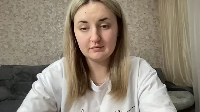 Snapshot of JudeValenti chatting on November 12, 5:24 pm JudeValenti online show from November 12, 5:24 pm