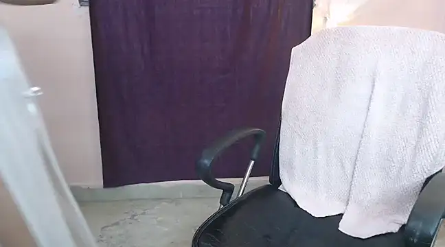 Snapshot of xnx_nikki chatting on March 20, 11:05 am xnx nikki online show from March 20, 11:05 am