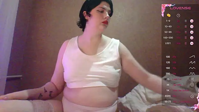 Snapshot of camgirl_xxx chatting on November 6, 1:45 pm camgirl xxx online show from November 6, 1:45 pm