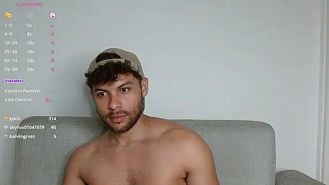 Snapshot of haku_kanjy chatting on March 17, 2:08 am haku kanjy online show from March 17, 2:08 am