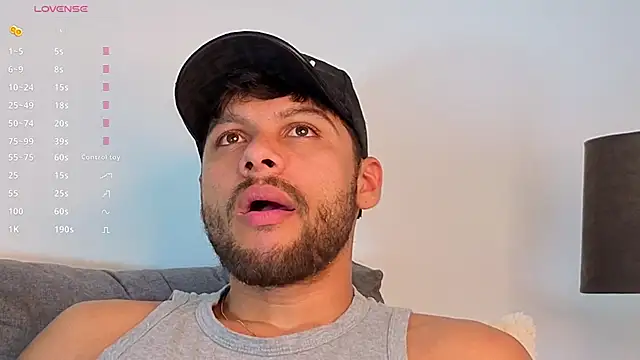 Snapshot of haku_kanjy chatting on October 6, 10:18 pm haku kanjy online show from October 6, 10:18 pm