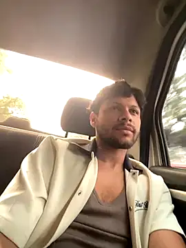 Snapshot of haku_kanjy chatting on October 31, 12:28 pm haku kanjy online show from October 31, 12:28 pm