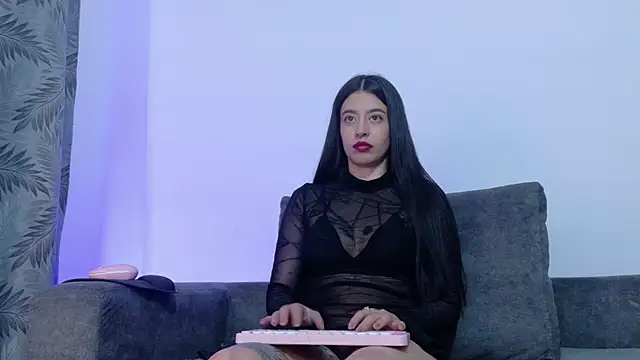 Misscarolsph online show from March 10, 8:25 pm