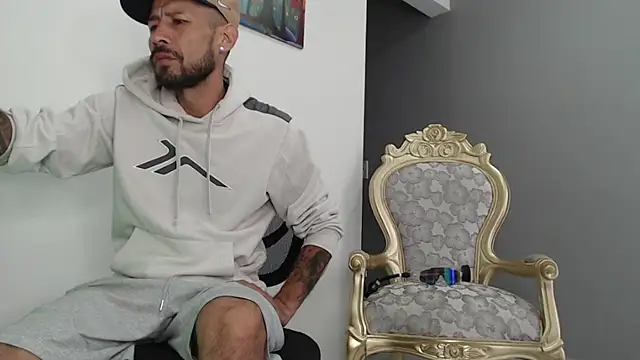 bigdick monster1 online show from December 17, 2:01 pm