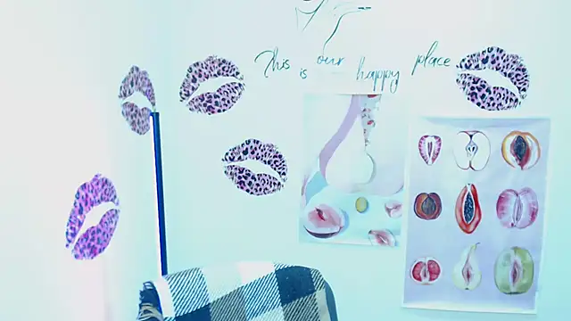 VanessaRey  online show from November 14, 7:18 am